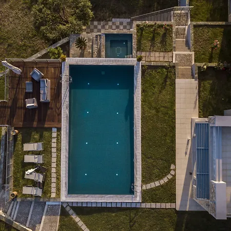 Kastraki Epavlis Villa *