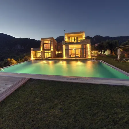 Kastraki Epavlis * Ágios Márkos